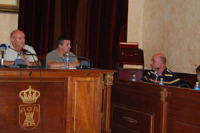 Altamirano y Ruiz discreparon sobre la política de concejales liberados en el Ayuntamiento