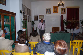 El presidente de la cofradía, José Juan Sánchez,  durante el acto desarrollado en la   Casa de Hermandad de Rute