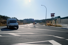 Según el alcalde  los arreglos de esta carretera han permitido la mejora entrada del polígono de  las Salinas