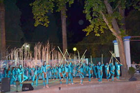 La coreografía final, basada en “Avatar”,  integraba a 34 personas de tres niveles distintos