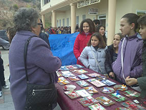 Los alumnos aprovecharon la Navidad para vender uno de  sus productos