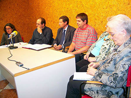 De izquierda a derecha, Francisca Salido, Antonio Jesús  Moreno, Juan Antonio Muñiz, Joan Chacón, María del Carmen Iglesias e Isabel  Ramos
