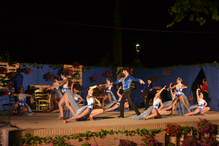 Durante el festival se combinaron todo tipo de bailes flamenco con otros de salón, clásicos y modernos
